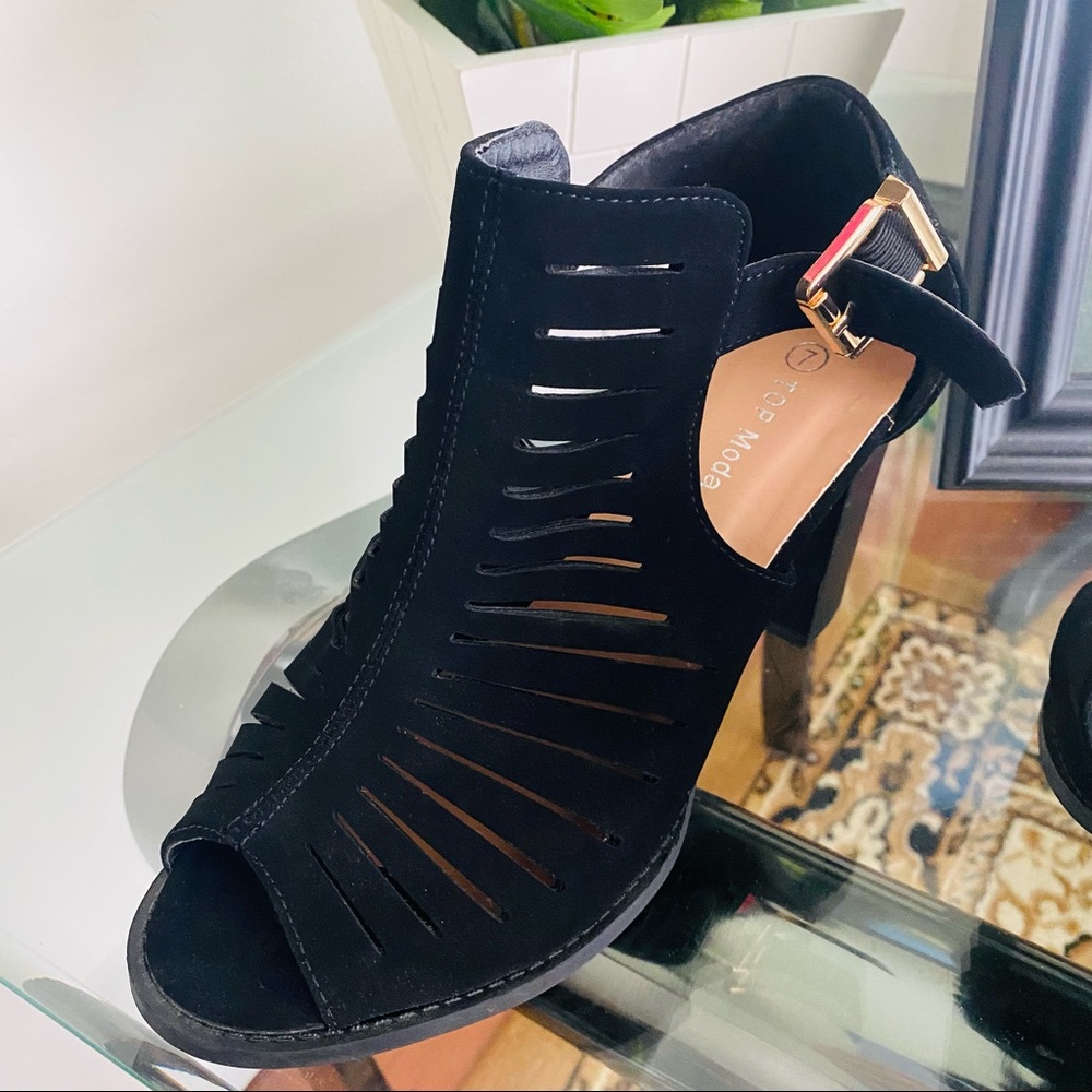 Caged Block Heel Sandals - Picture 4 of 16